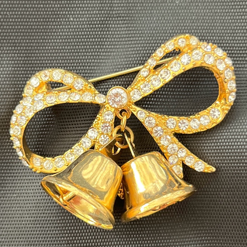 Vintage Classic Monet Bows & Bells Brooch Pin Gold Color Faux Diamonds